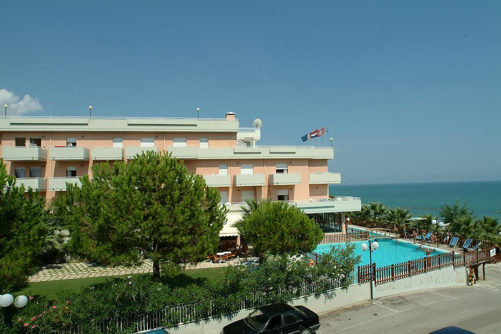 ماسيغنانو Residence Azzurro الغرفة الصورة