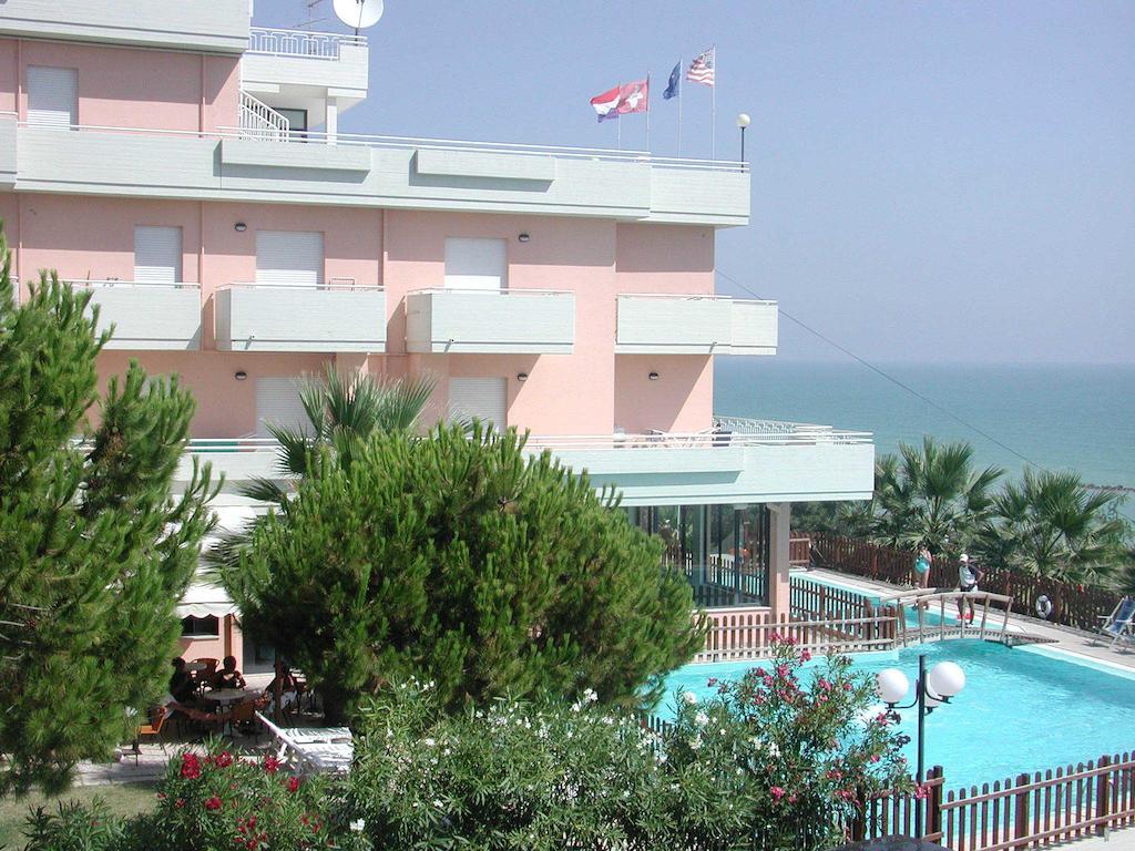ماسيغنانو Residence Azzurro الغرفة الصورة