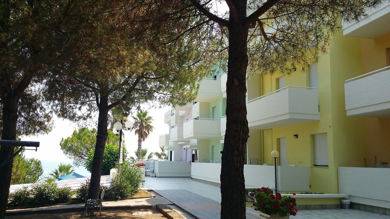 ماسيغنانو Residence Azzurro المظهر الخارجي الصورة